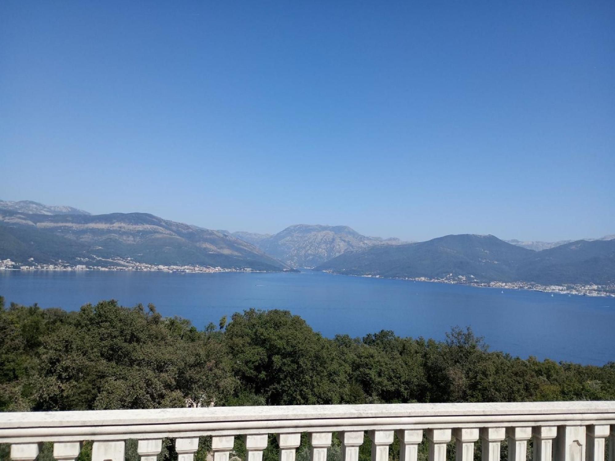 Apartments Vidikovac Tivat Exterior photo